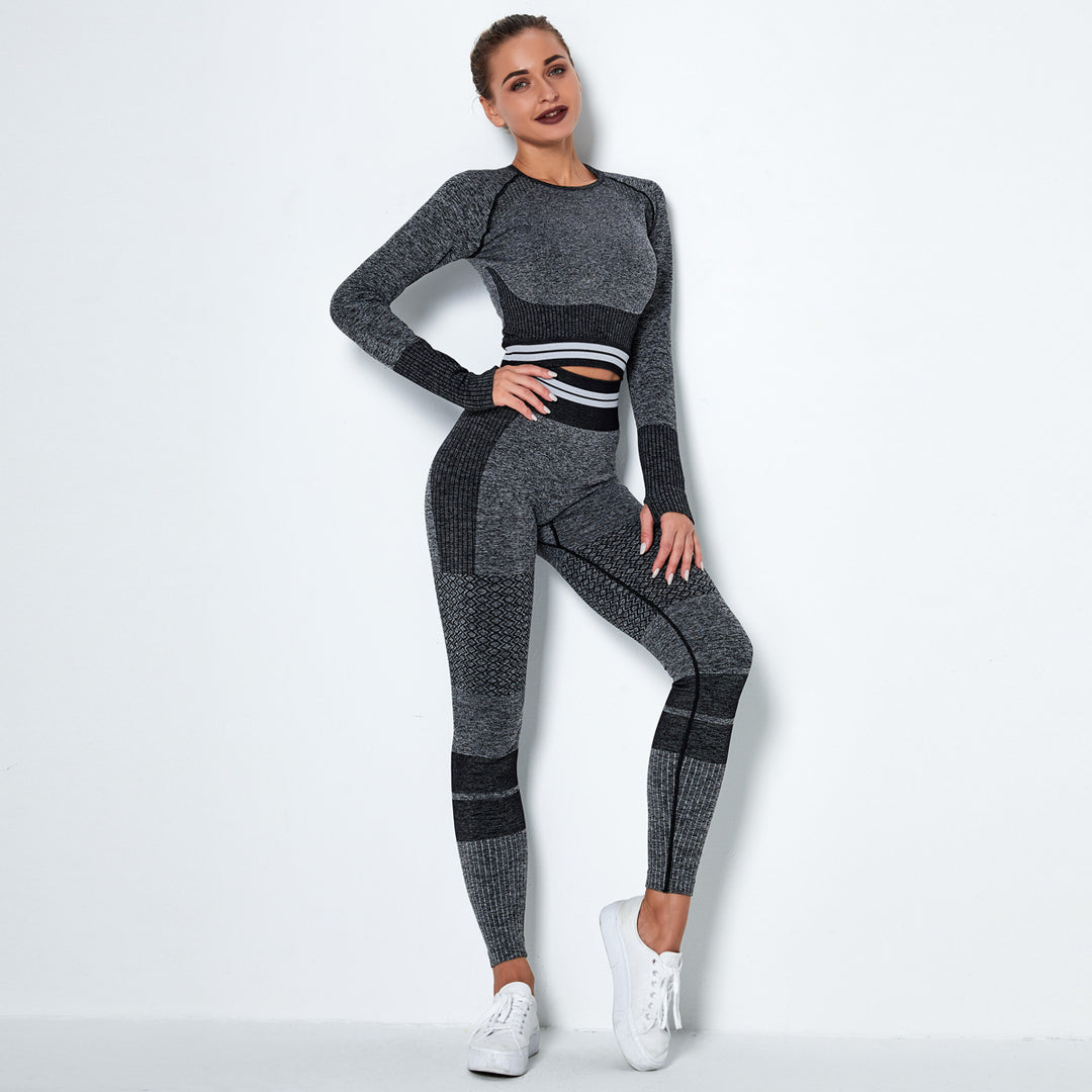 Seamless knitted quick-drying yoga wear
